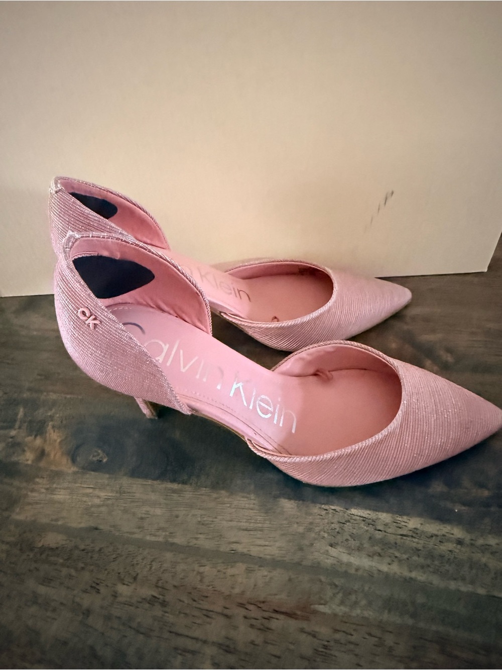 Calvin Klein Blush Pink Textured Pointed-Toe Low Heel Pumps